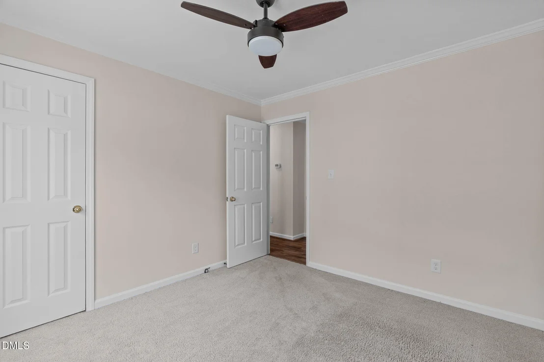 Photo of 8109 Round Oak Road