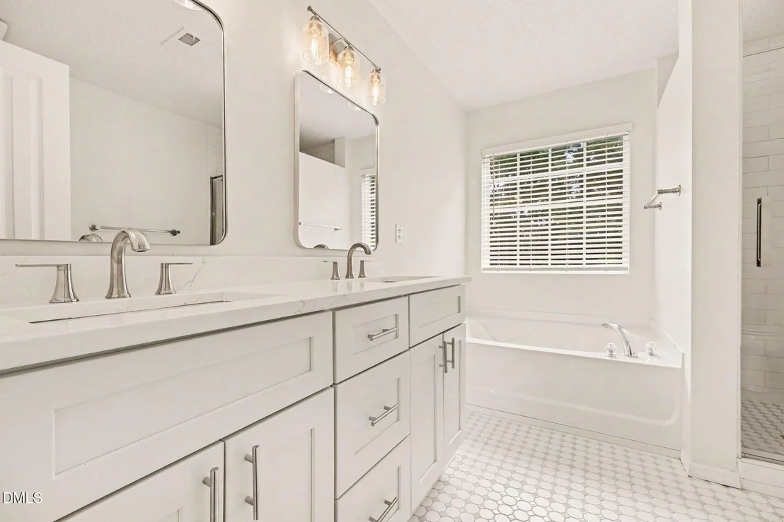 Photo of 2709 Thoreau Drive