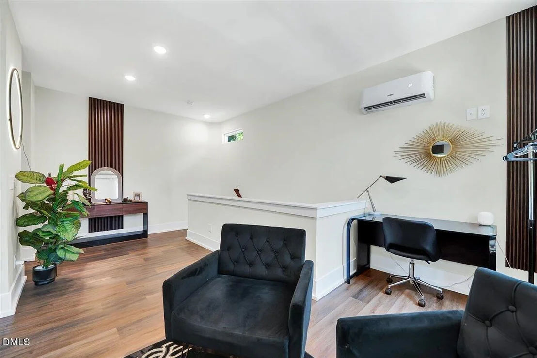 Photo of 2982 Carolyn Drive
