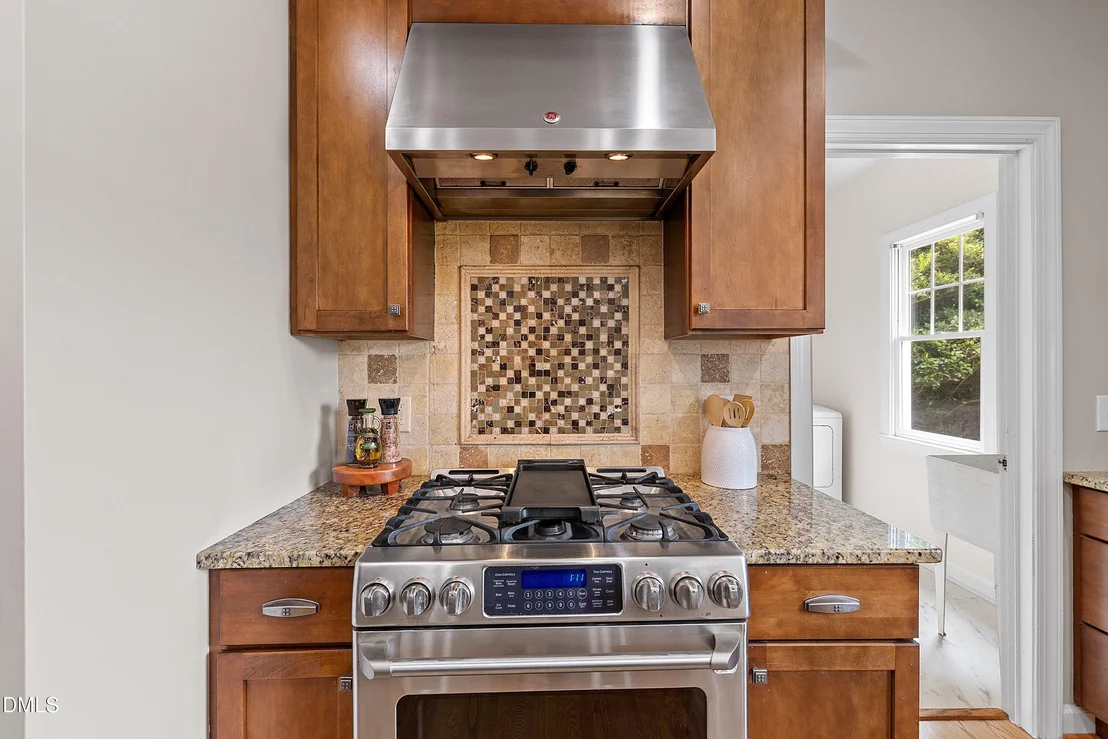 Photo of 100 Robbins Reef Way