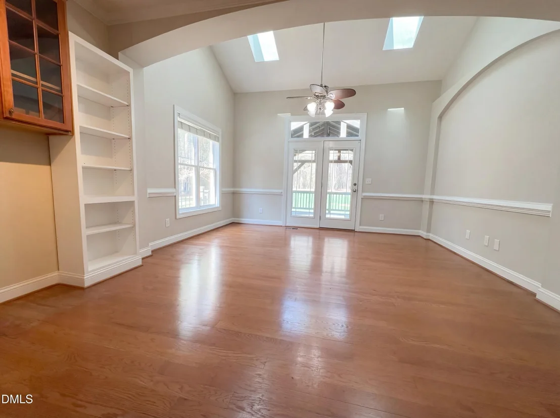 Photo of 1001 Lake Valley Drive
