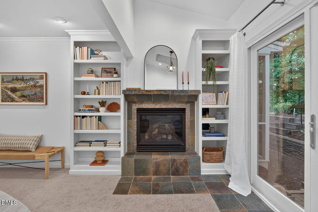 Photo of 2210 Parkside Drive