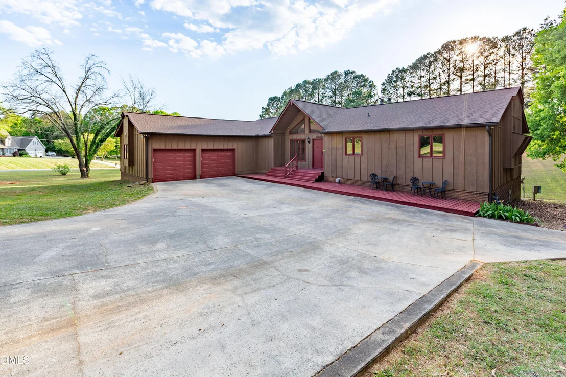 Photo of 2301 Quail Drive