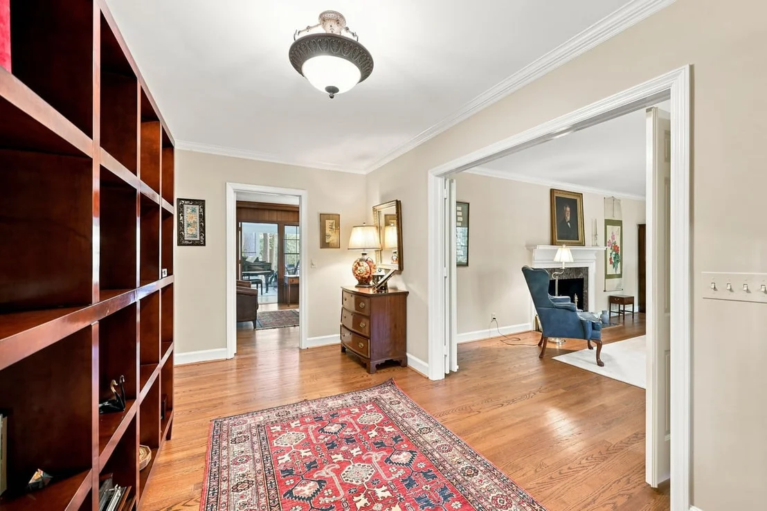 Photo of 3605 Rugby Road