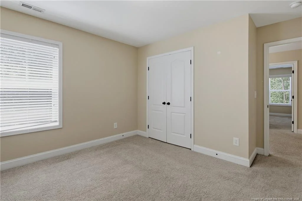 Photo of 31 Waterside Circle