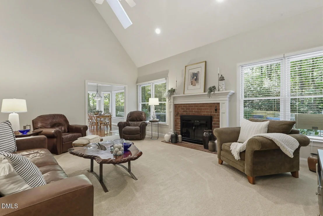 Photo of 429 Grosvenor Drive