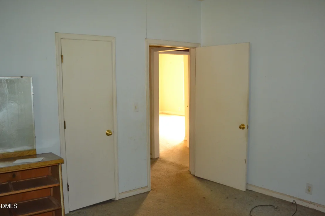 Photo of 703 Everett Street