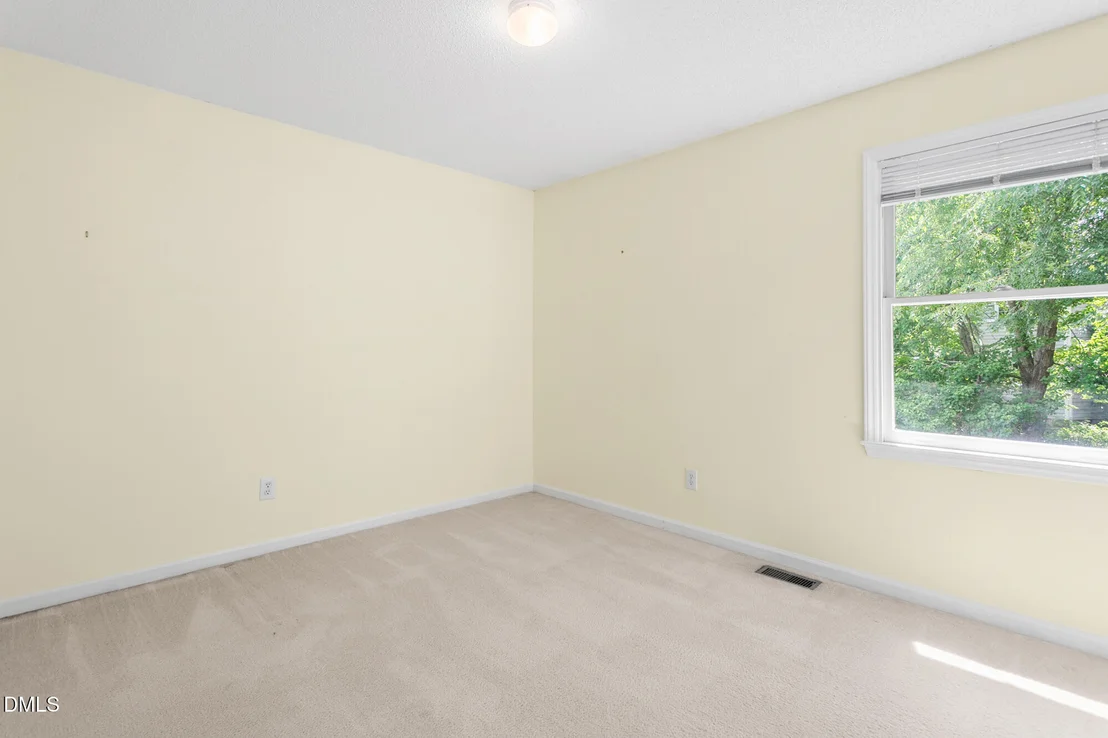 Photo of 207 Windhover Drive