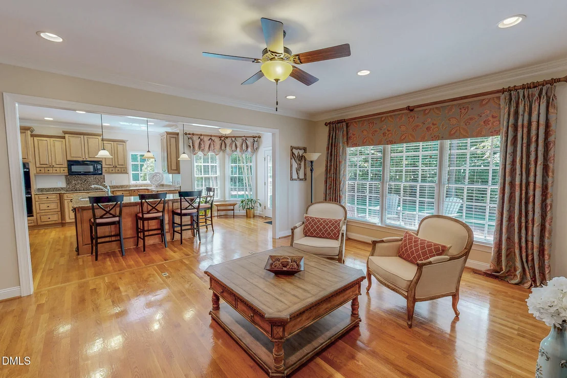 Photo of 355 Denada Path