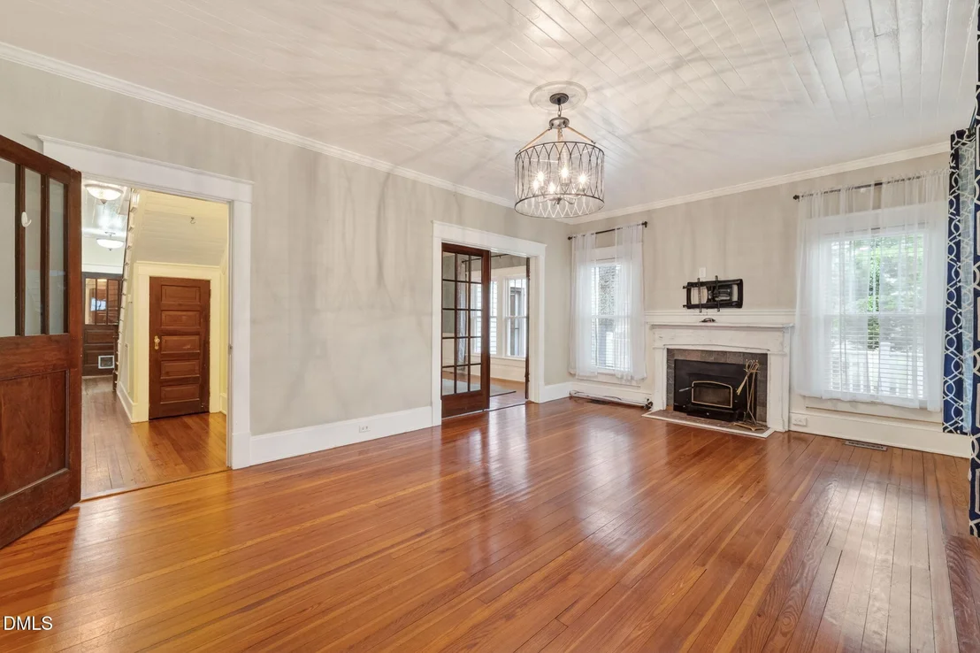 Photo of 804 W Main Street