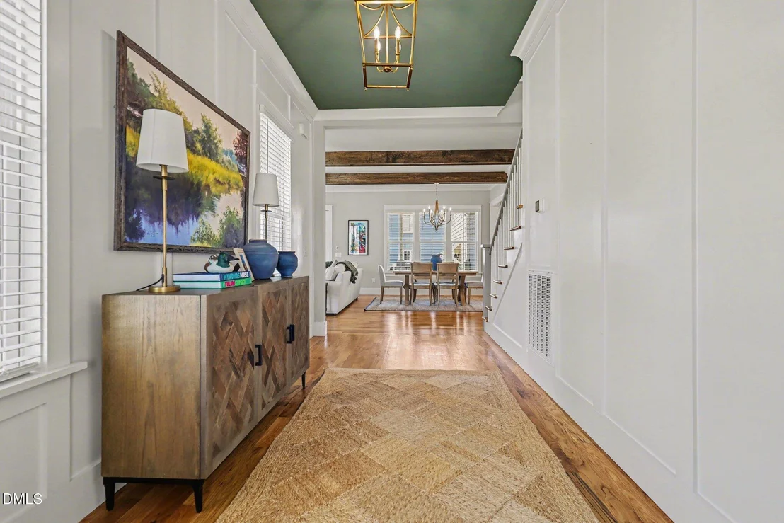 Photo of 501 Whitehall Circle