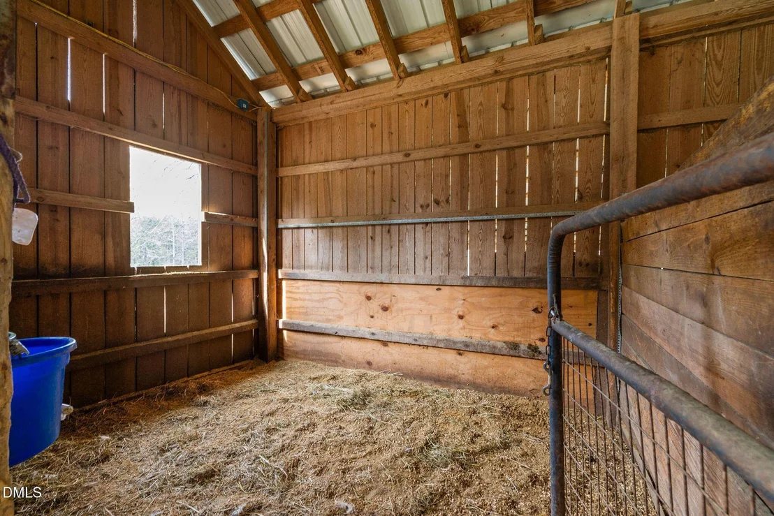 Photo of 8908 Weaver Crossing Road
