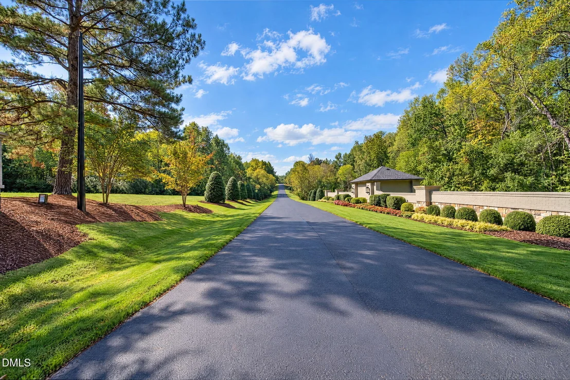 Photo of 213 Westhampton Drive