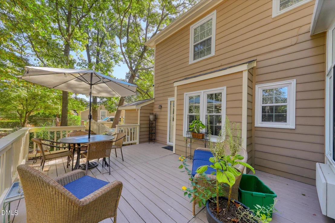 Photo of 209 Rosehaven Drive