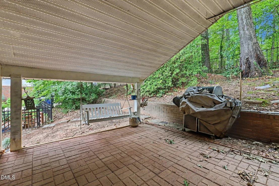 Photo of 4105 Yadkin Drive