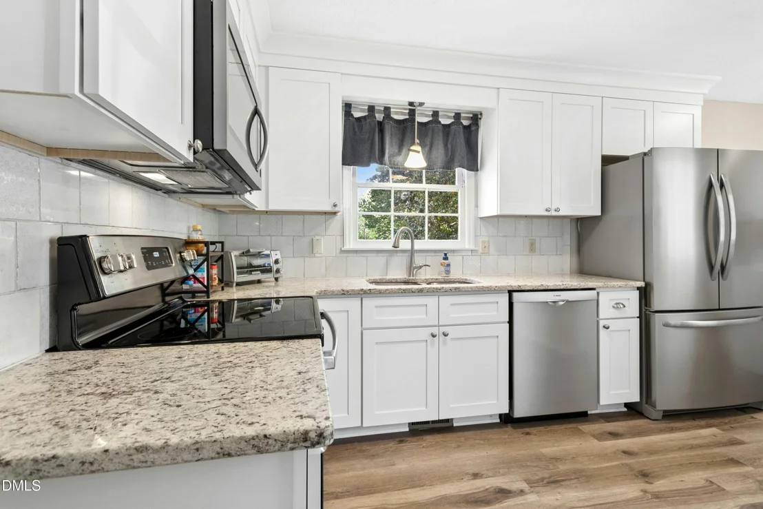 Photo of 1309 Swallow Drive