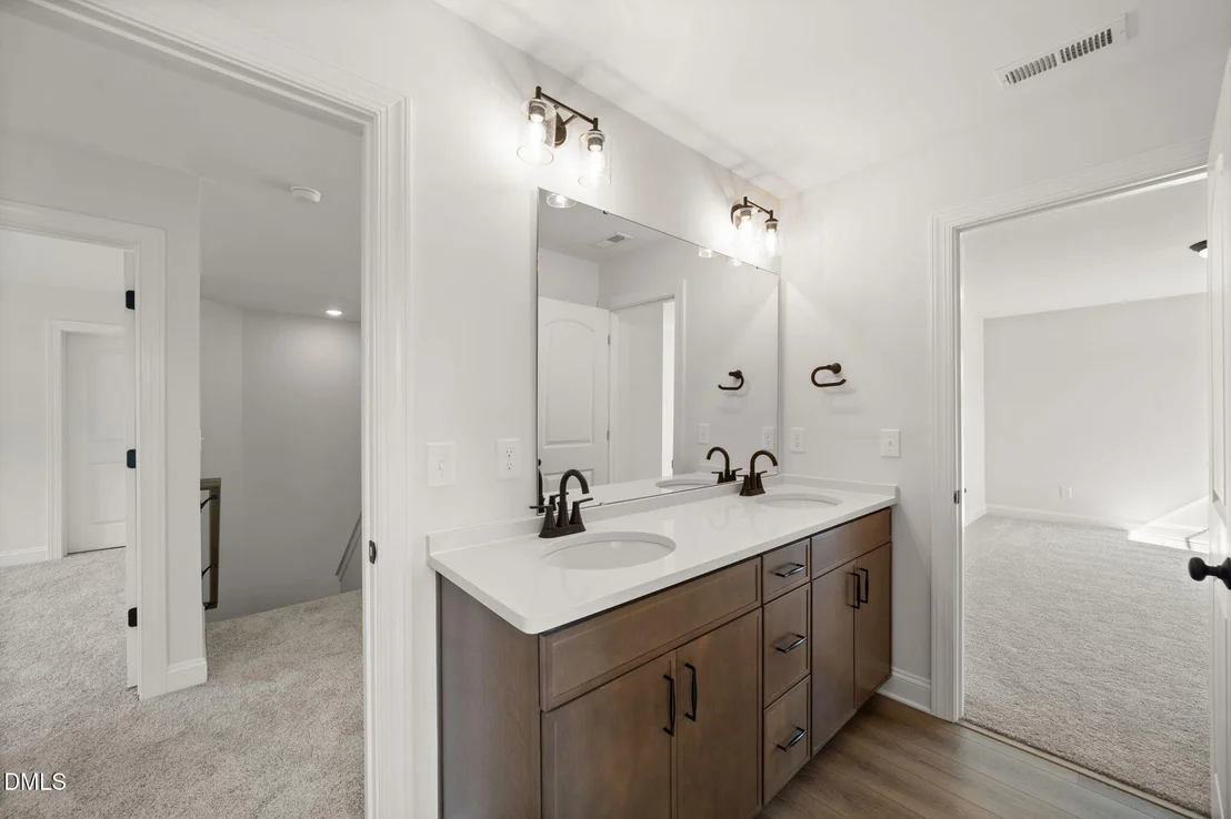 Photo of 2113 Scallans Lane