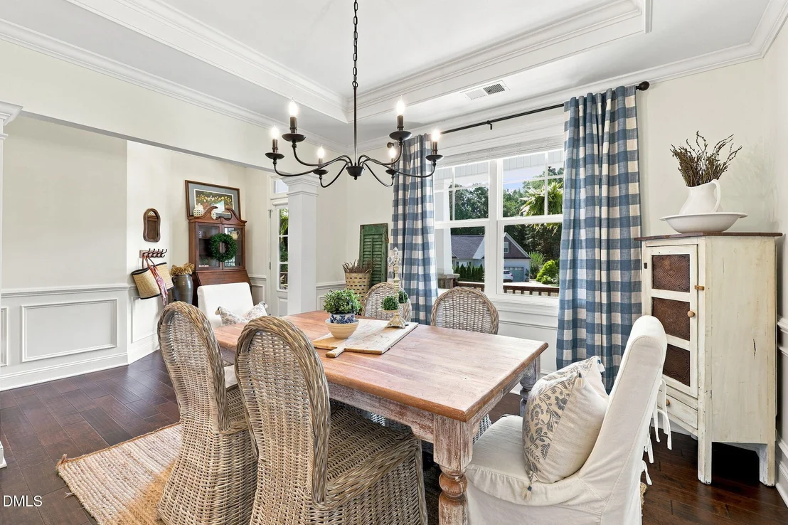 Photo of 8013 N Pine Shadows Drive