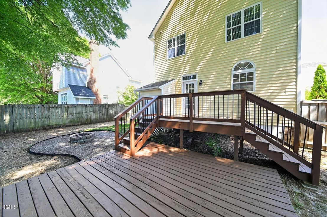 Photo of 641 Commander Drive
