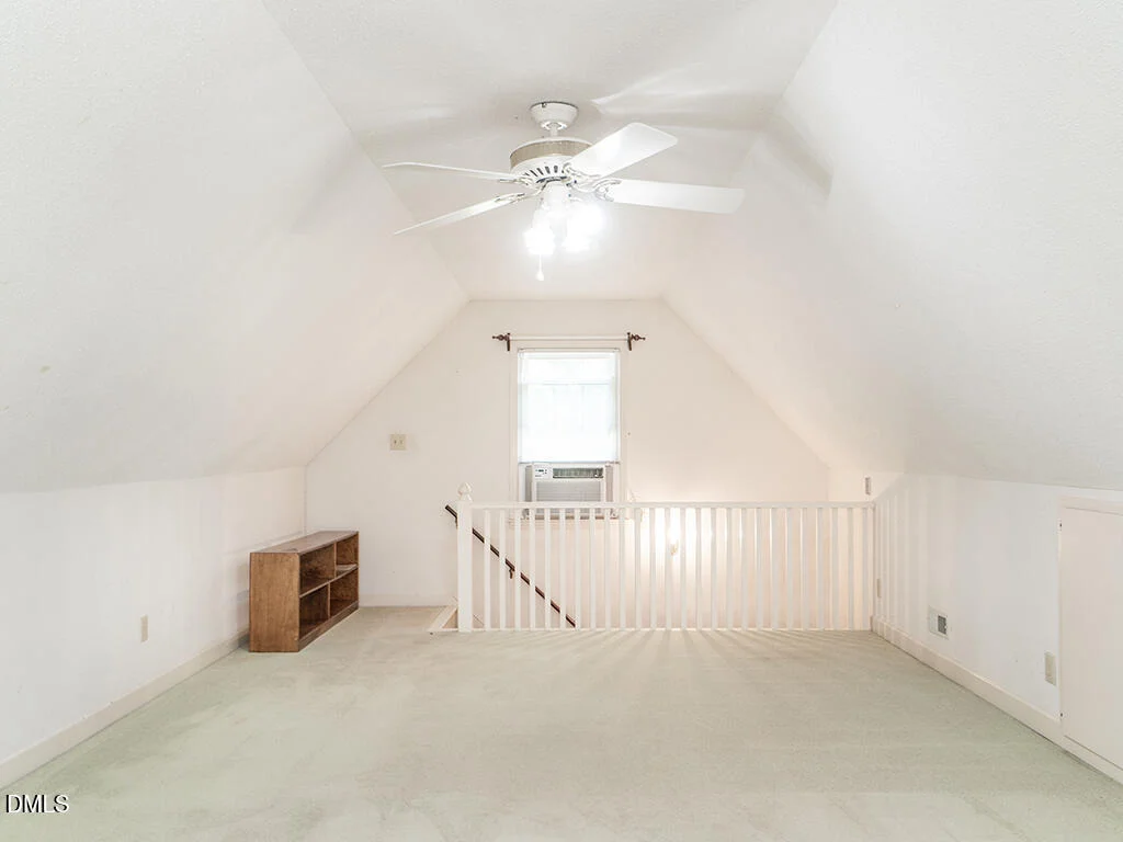 Photo of 1020 Brookview Drive