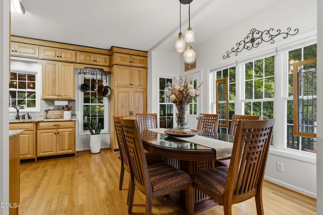 Photo of 1214 Halcyon Place