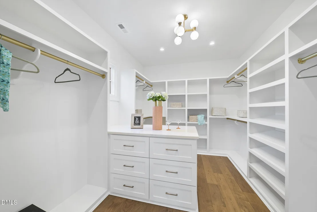 Photo of 3317 Hampton Road
