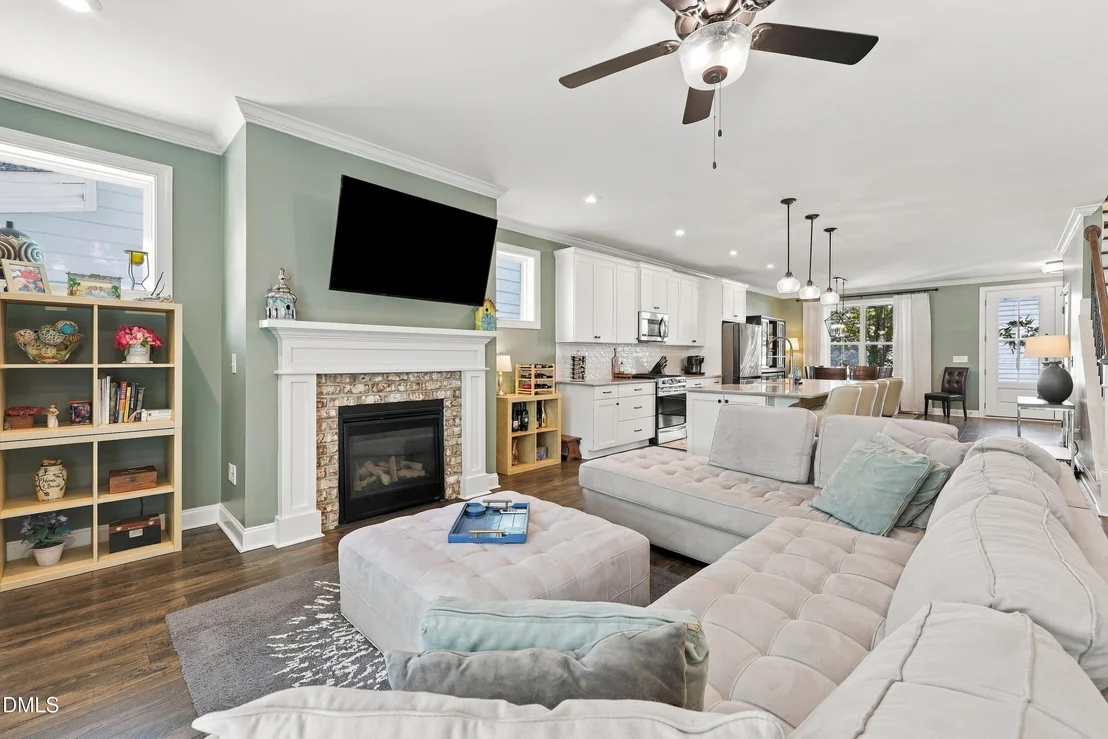 Photo of 2013 Woodbluff Drive