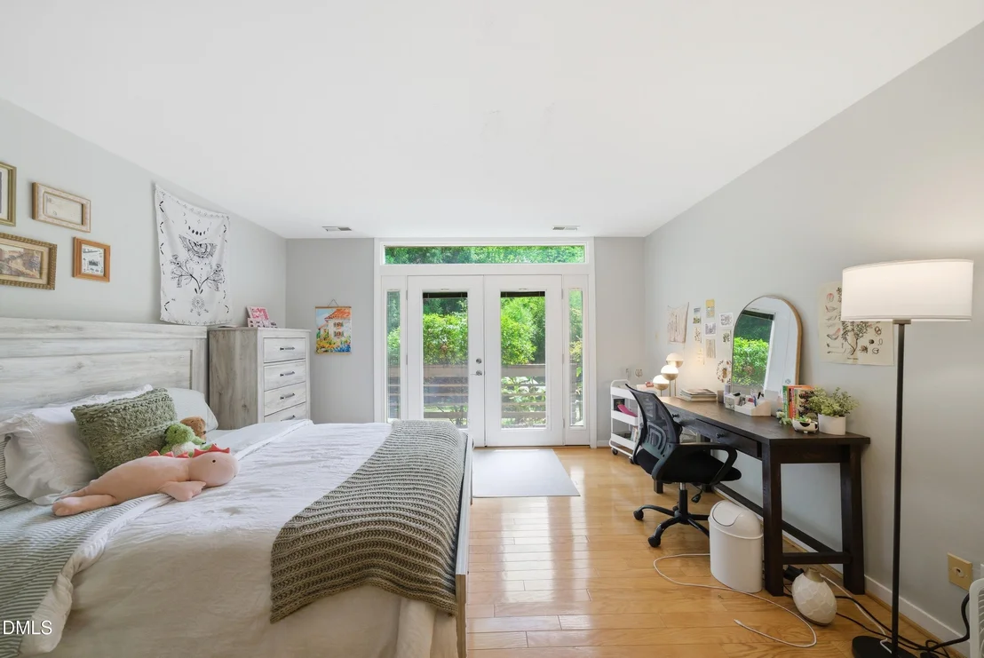 Photo of 16 Davie Circle