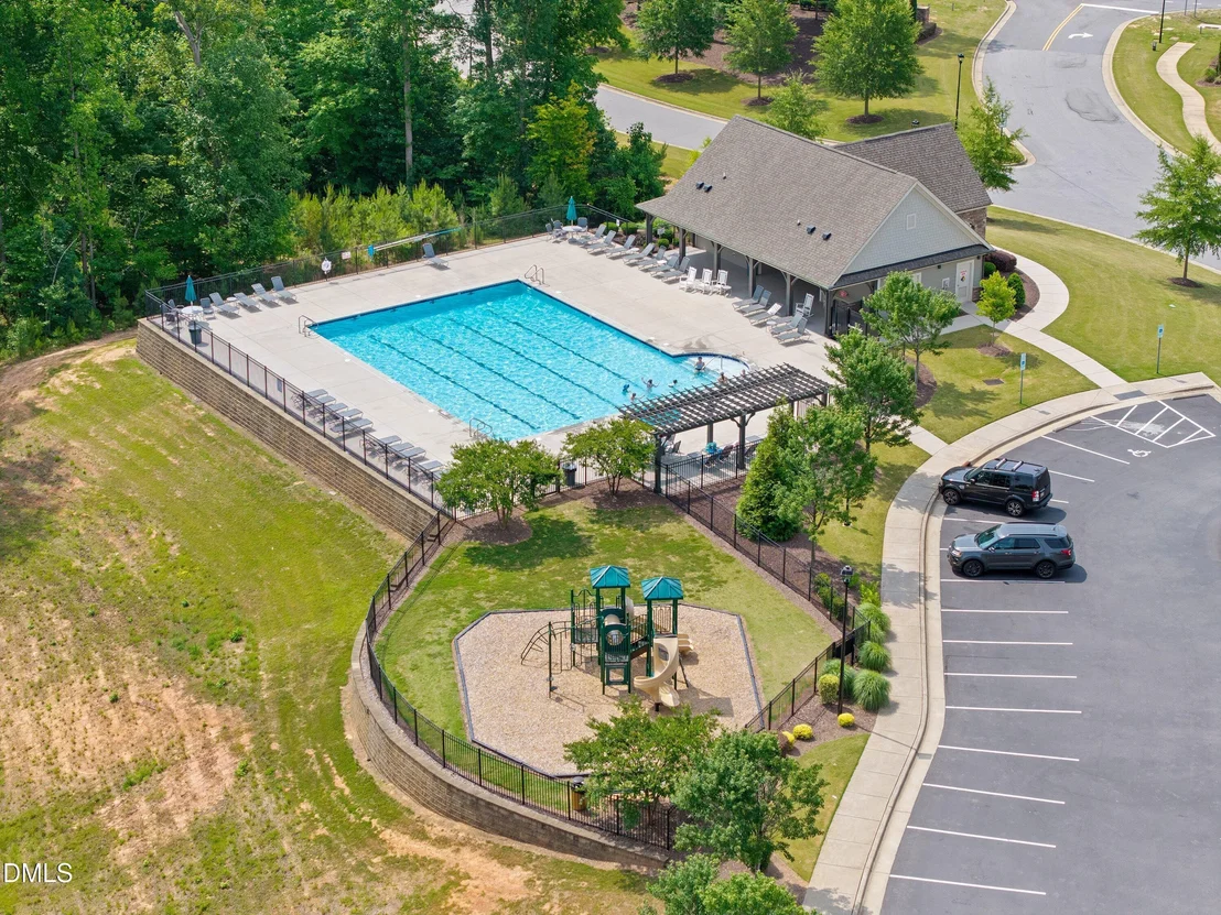 Photo of 77 Carbone Lane