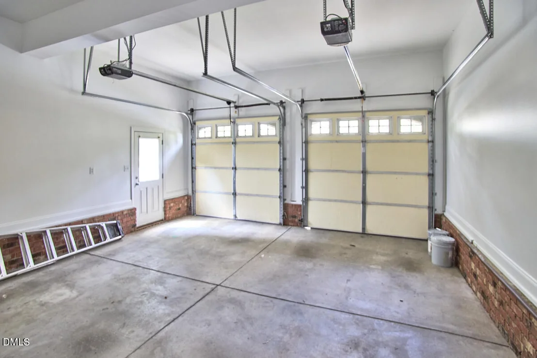 Photo of 2909 Ashland Drive