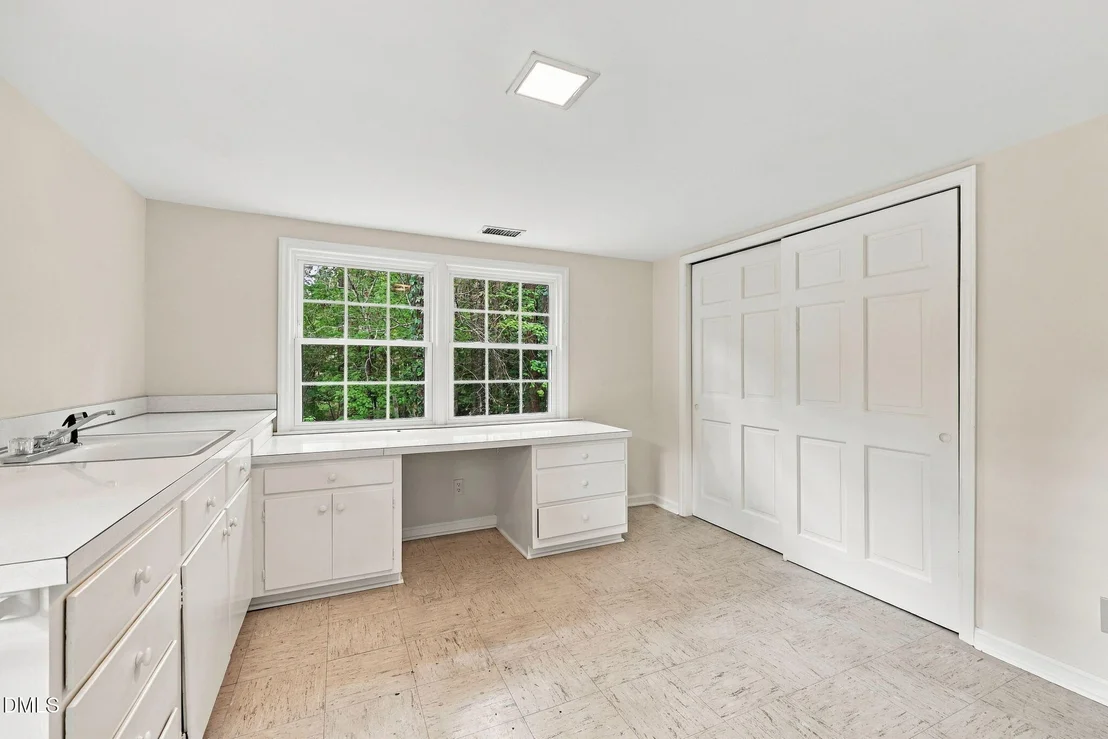Photo of 3724 Darwin Road