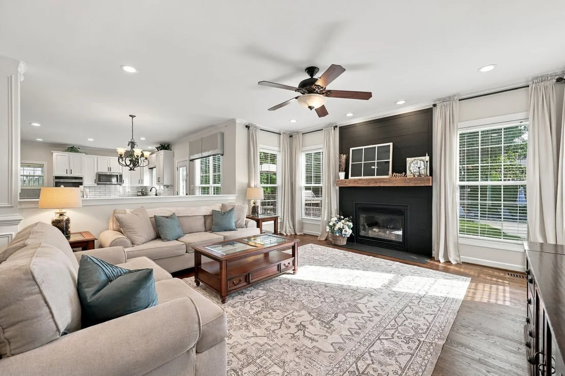 Photo of 10620 River Forest Drive