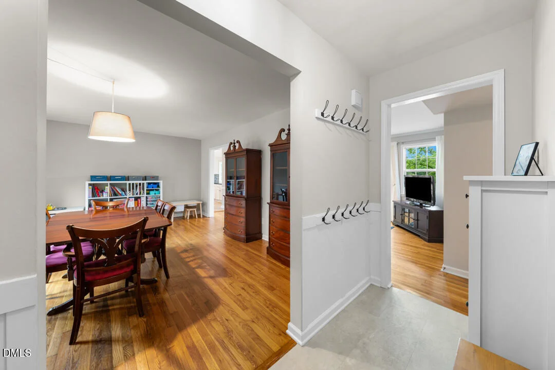 Photo of 5408 Newhall Road
