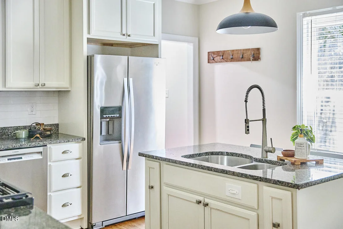 Photo of 2203 Chapel Hill Road