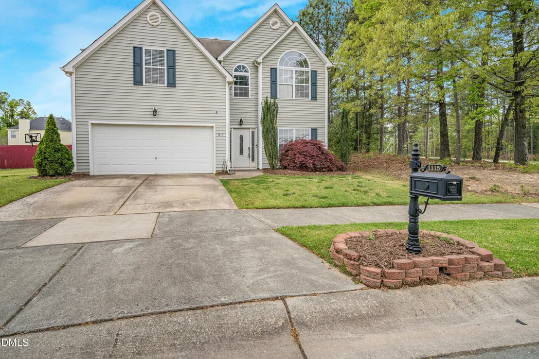 Photo of 1115 Golden Crest Drive