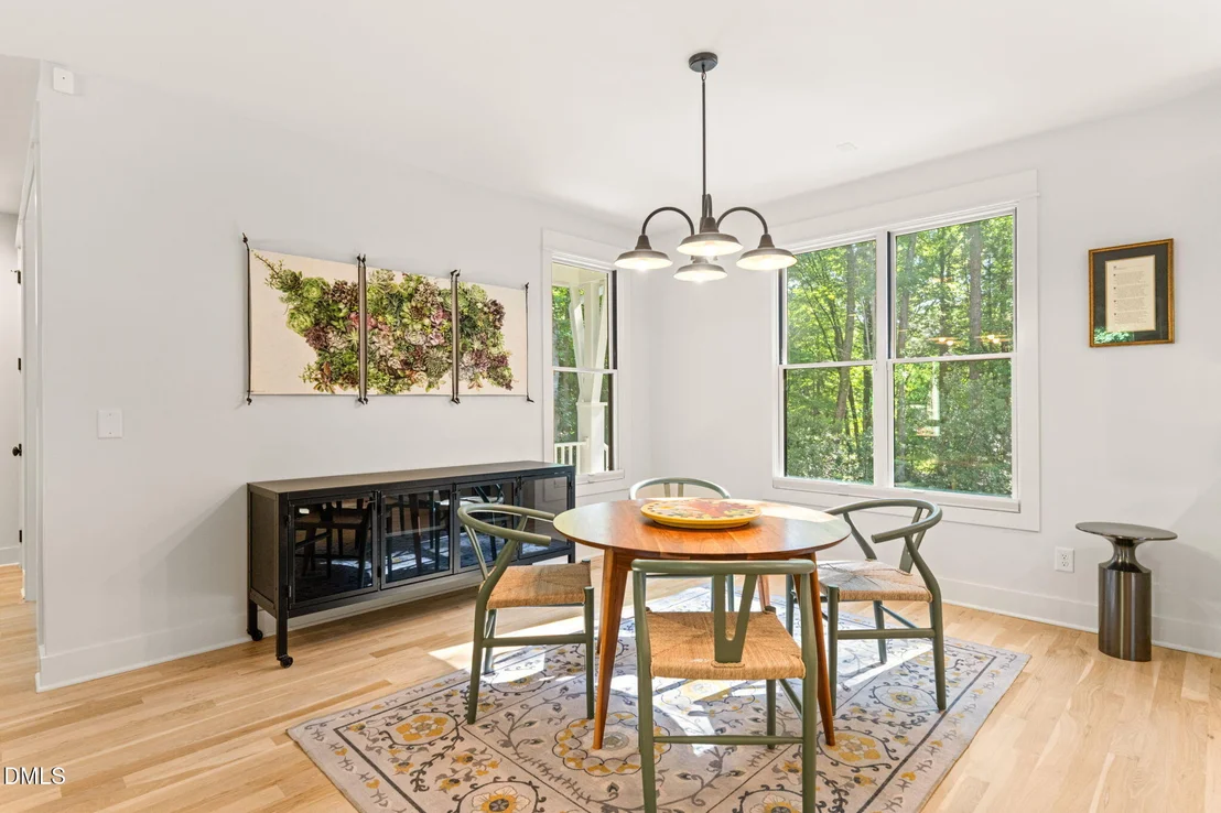 Photo of 565 Erwin Road
