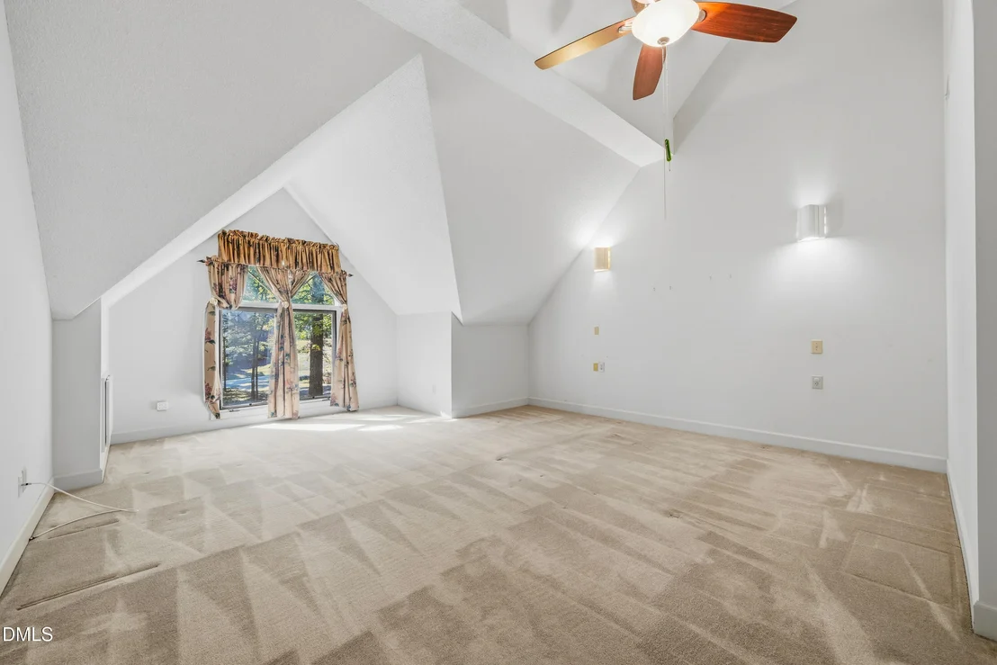 Photo of 225 Dalton Drive