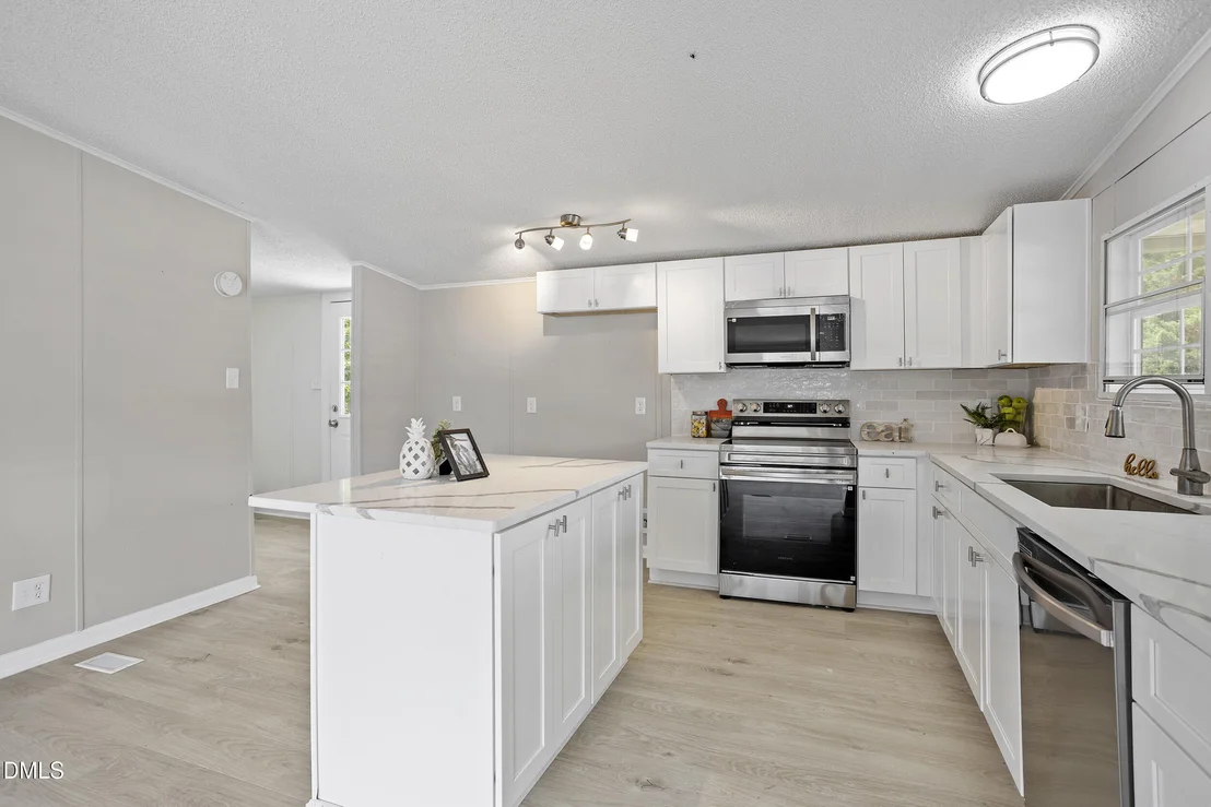 Photo of 2288 Biltmore Road