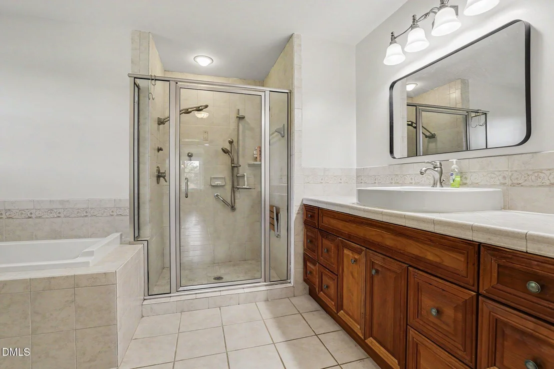 Photo of 575 Duncan Road
