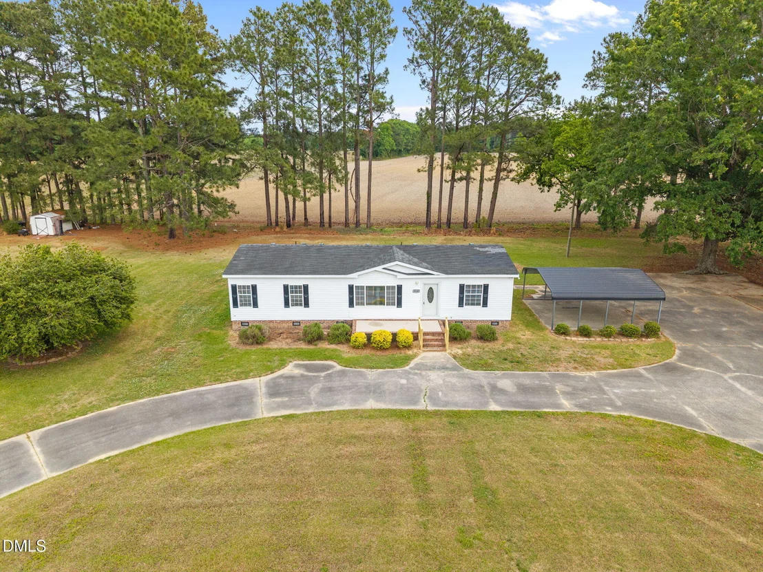 Photo of 8540 Godwin Falcon Road
