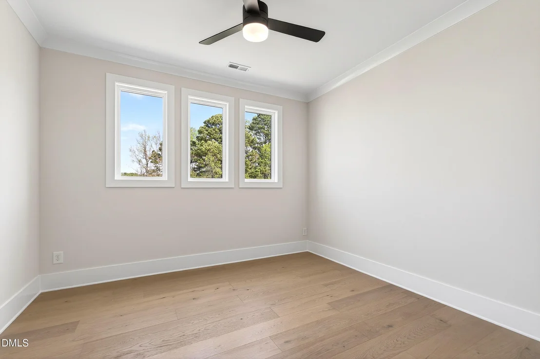 Photo of 688 Lynch Road