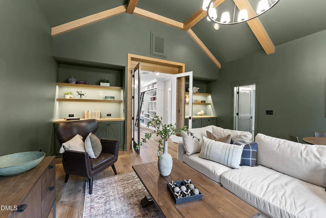 Photo of 208 Gaines Trail