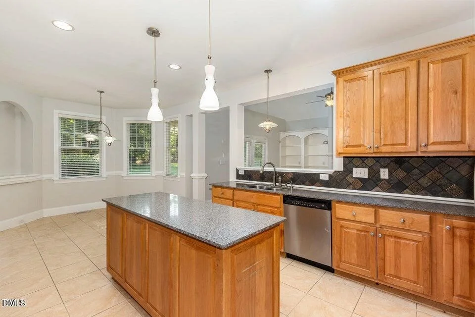 Photo of 1096 Silverleaf Drive