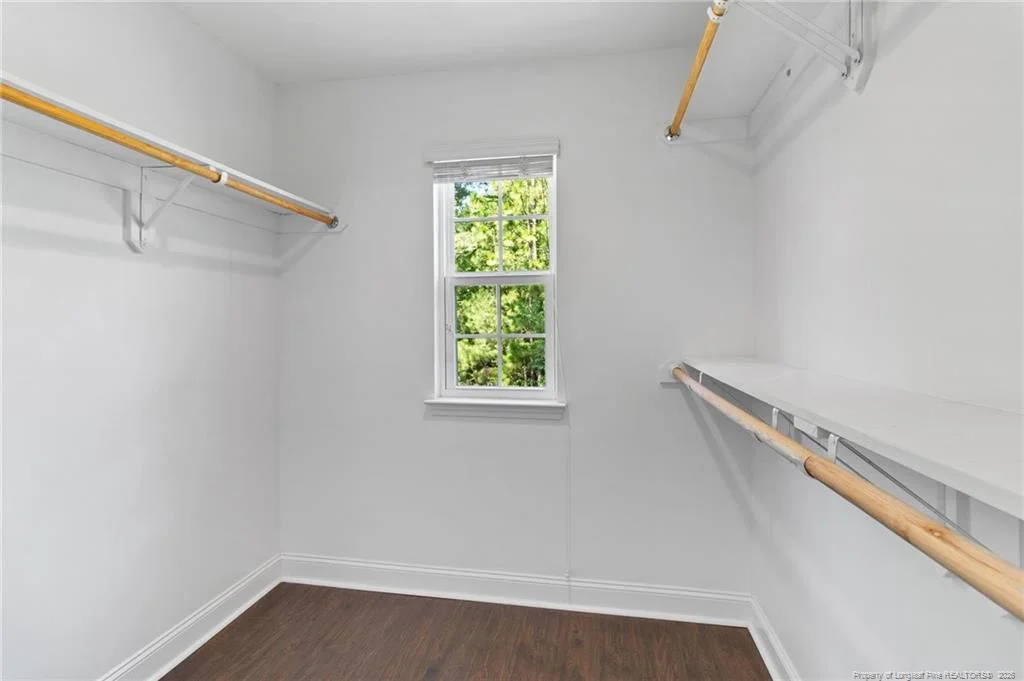 Photo of 106 Valley Stream Road