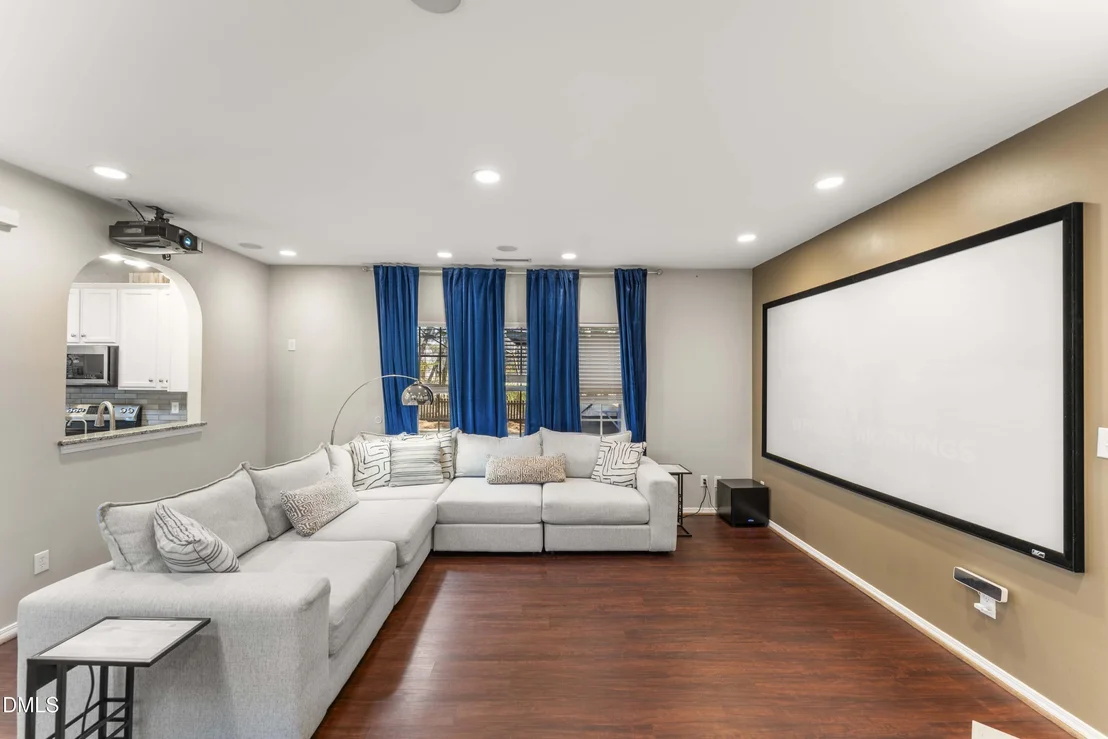 Photo of 3045 Buttonwood Lane