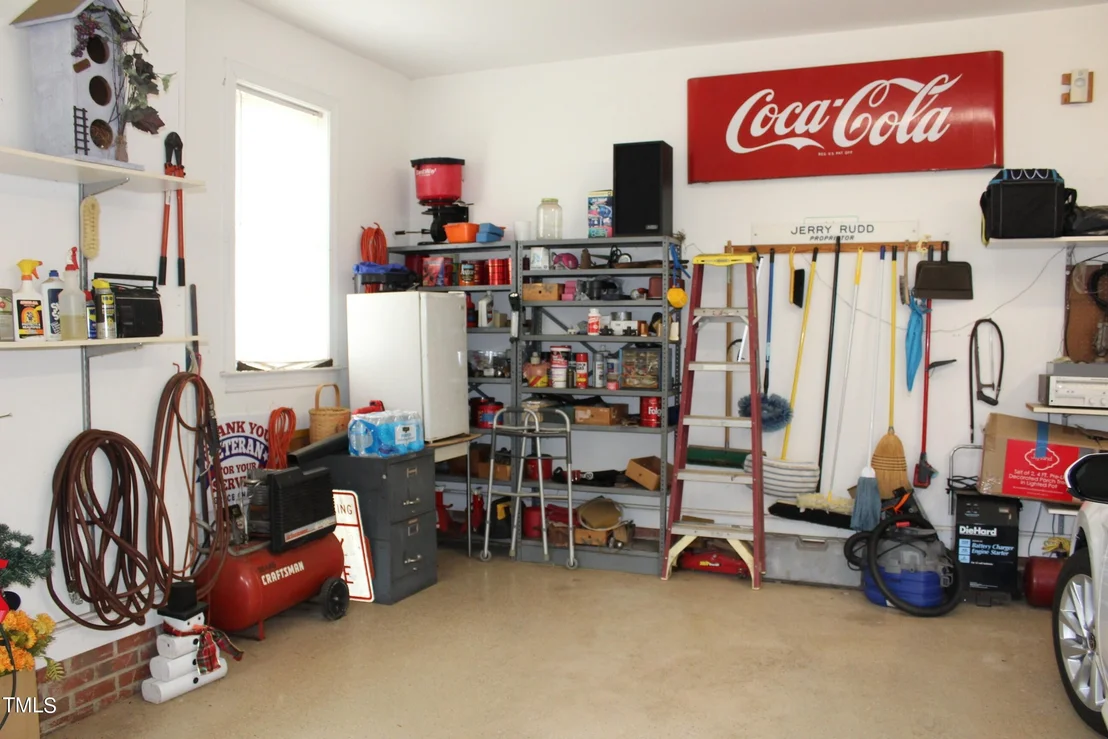 Photo of 3331 Lazy Lane