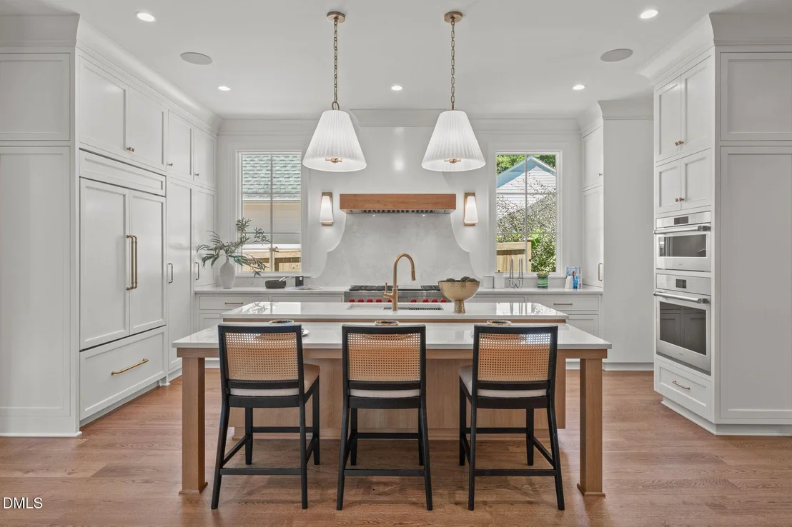 Photo of 6832 Greystone Drive