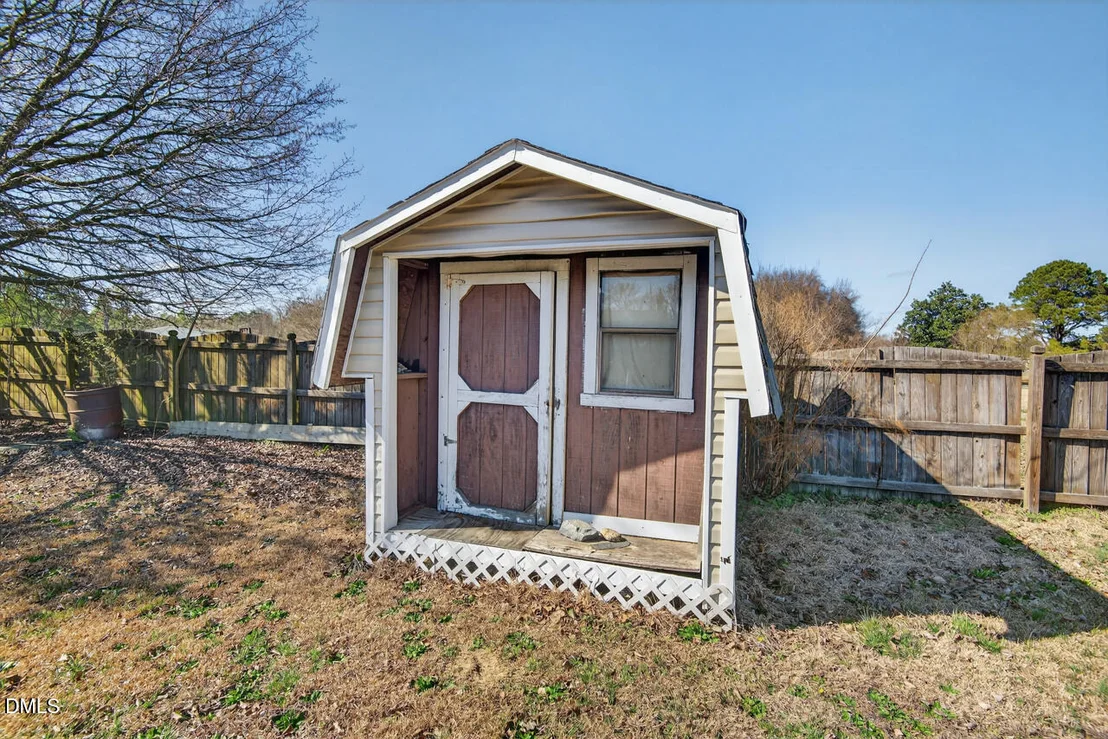 Photo of 1622 Lancaster Road
