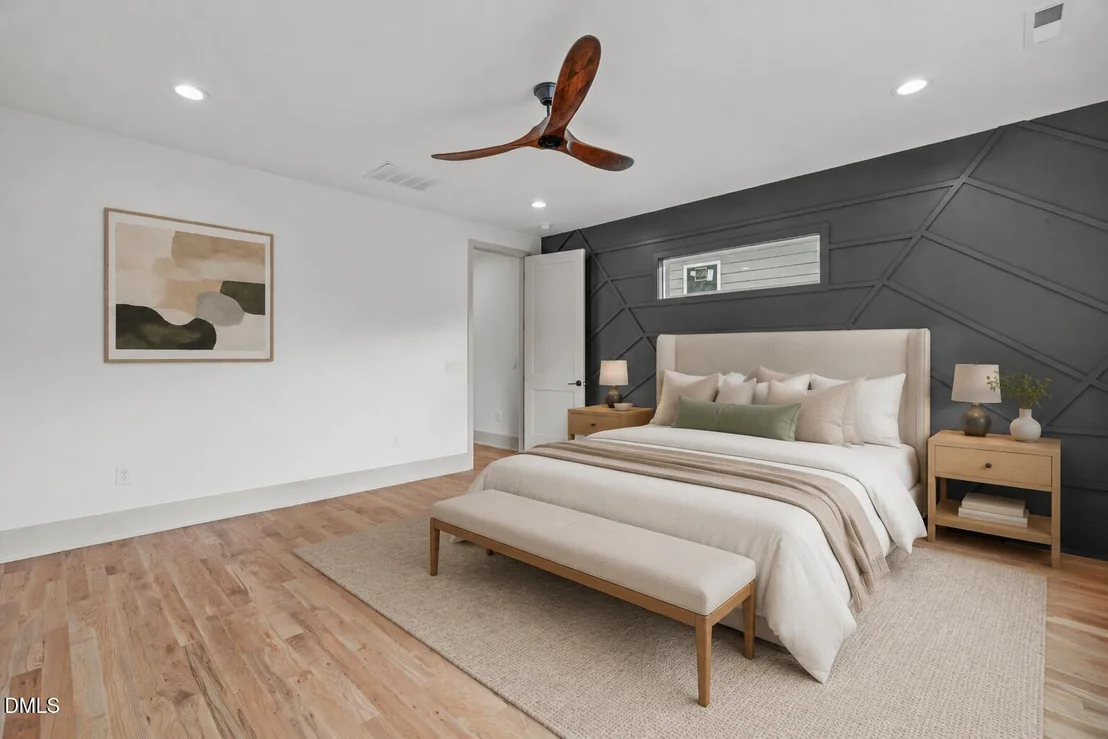 Photo of 1005 Addison Place