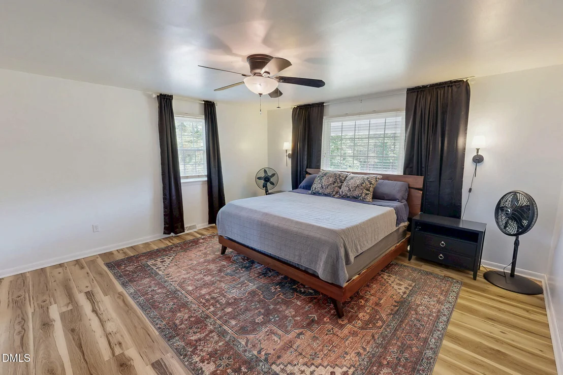Photo of 1641 Oak Grove Road